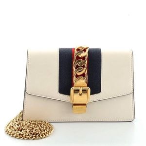 Gucci
Sylvie Chain Shoulder Leather Super Mini Cross Body Bag